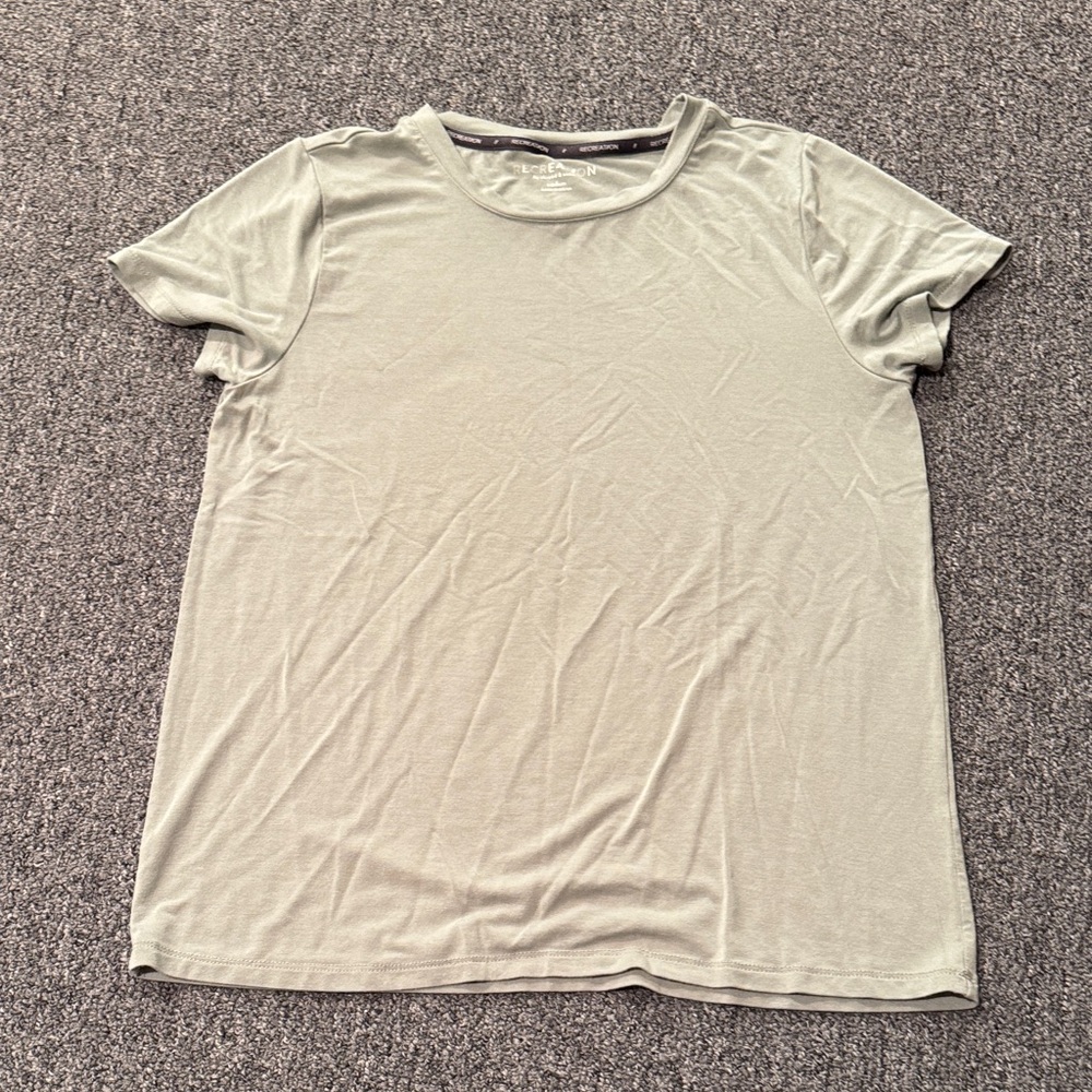 Recreation by Thread and supply Green modal t shirt size medium